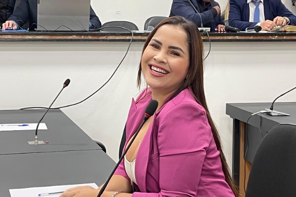 CÂMARA APROVA INDICAÇÃO PARA CONTRATAÇÃO DE CIRURGIÃO TORÁCICO!