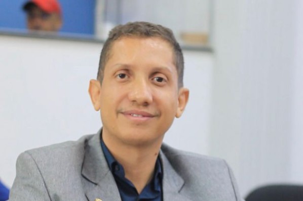 CÂMARA APROVA CONSTRUÇÃO DE CAMPO DE FUTEBOL NO BAIRRO PORTO SEGURO