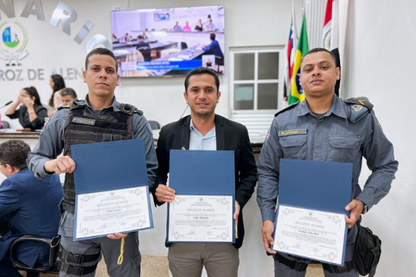 HONRA E BRAVURA: CÂMARA DE AÇAILÂNDIA HOMENAGEIA POLÍCIA MILITAR COM MOÇÃO DE APLAUSO