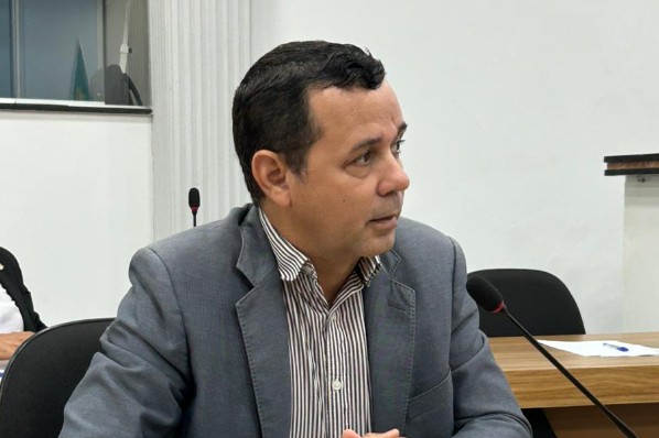 CÂMARA MUNICIPAL APROVA INDICAÇÃO PARA CONSTRUÇÃO DE PRÉDIO PRÓPRIO DO POLO UAB EM AÇAILÂNDIA