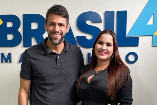 VEREADORA THAIS BRITO EM BUSCA DE MELHORIAS PARA AÇAILÂNDIA!