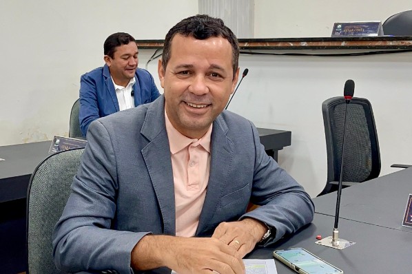CÂMARA MUNICIPAL APROVA MELHORIAS PARA A VILA ILDEMAR!